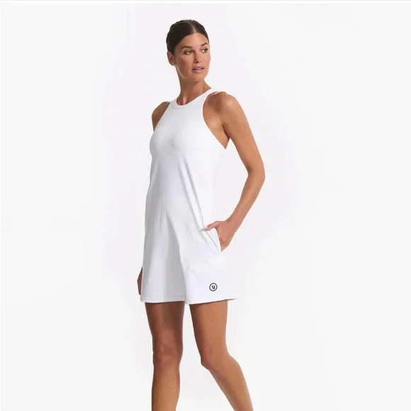 Vuori Volley Dress - Picture 2 of 7